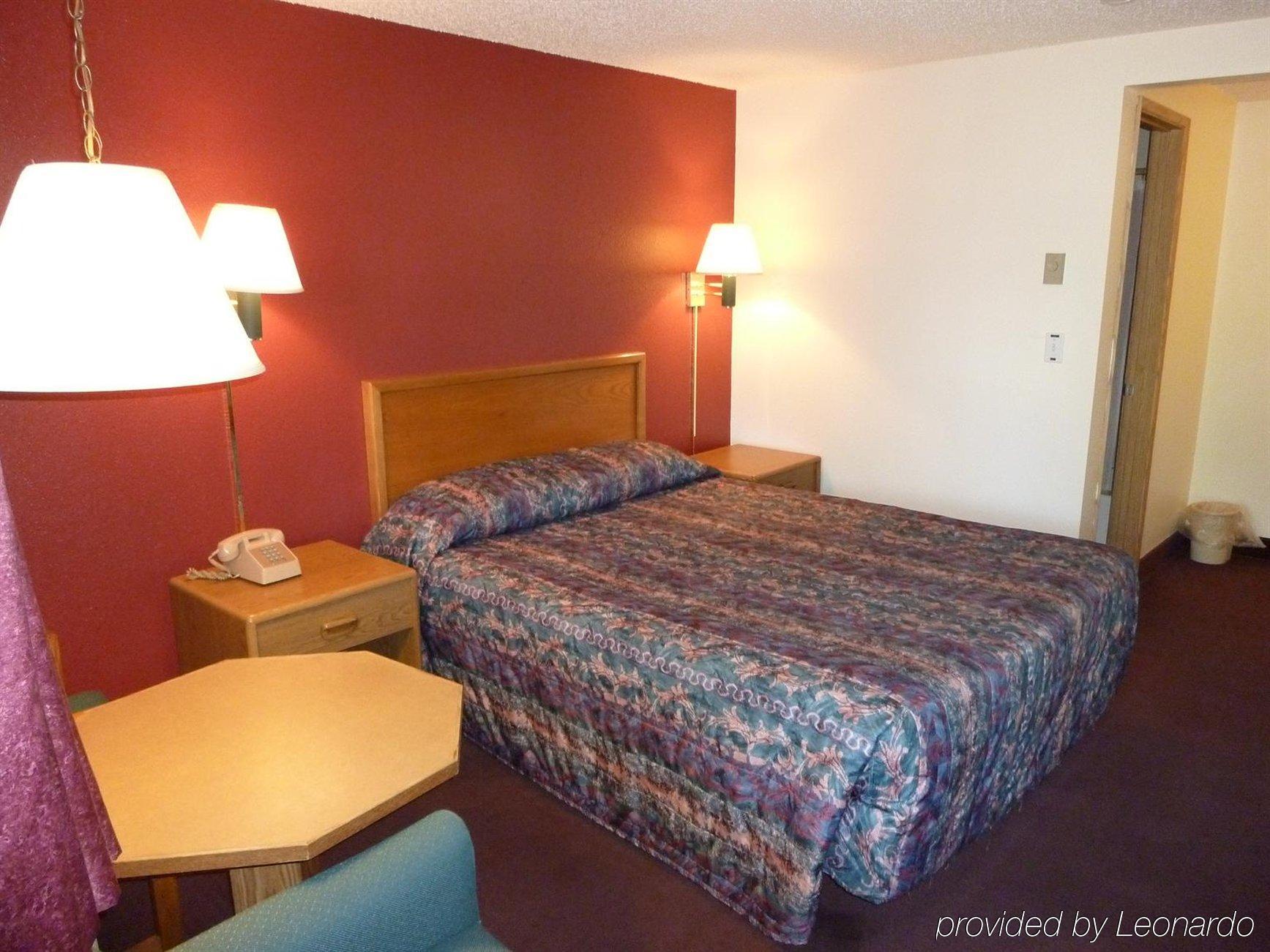 Willow Springs Motel Cheney Room photo