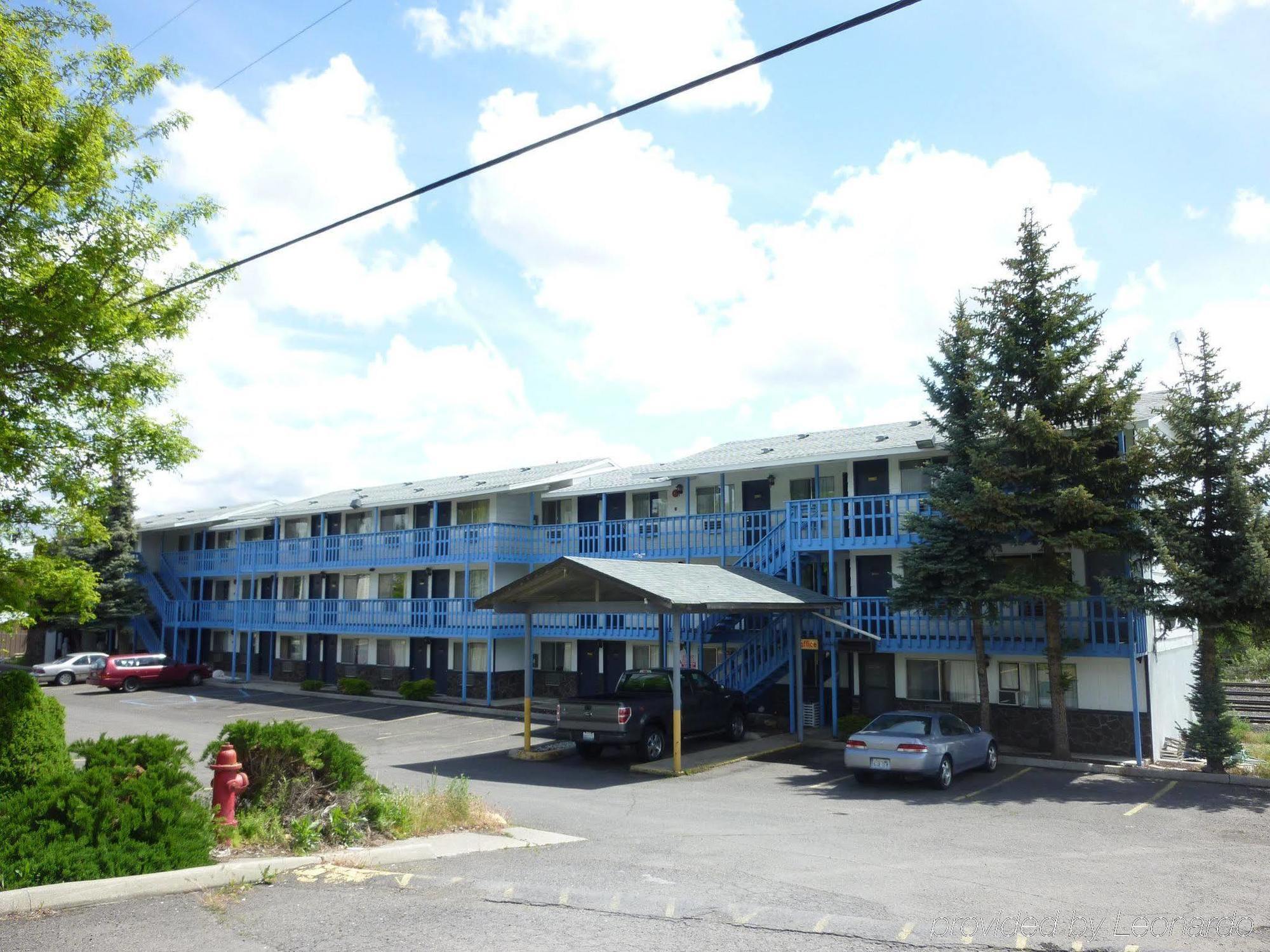 Willow Springs Motel Cheney Exterior photo